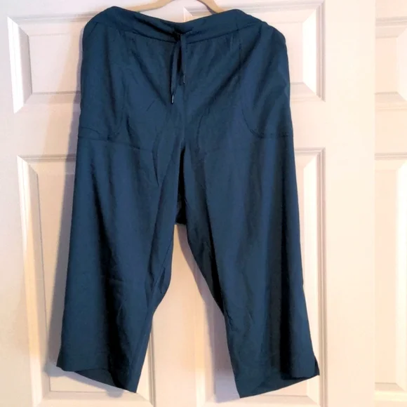 St. John's Bay Capri pants blue XXL - Picture 1 of 5